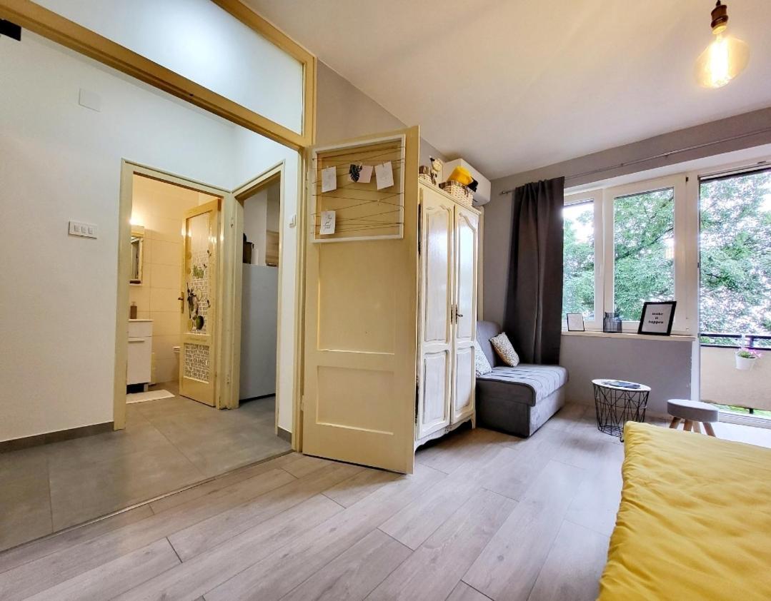 Cozy Apartment With Balcony 10 Min From The Beach 里耶卡 外观 照片